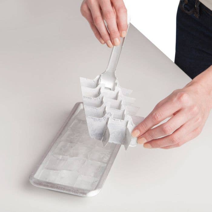 HIC Kitchen Vintage Kitchen Ice Cube Tray