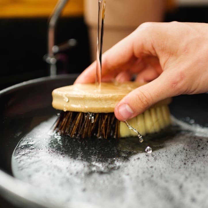 Bamboo Cleaning Brush | Vegetable & Kitchen Bestseller: Coconut & Sisal Bristle
