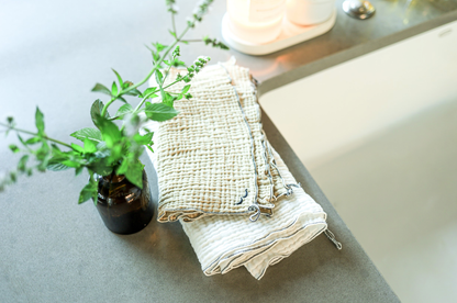 Petite Cloth: Honey Gold