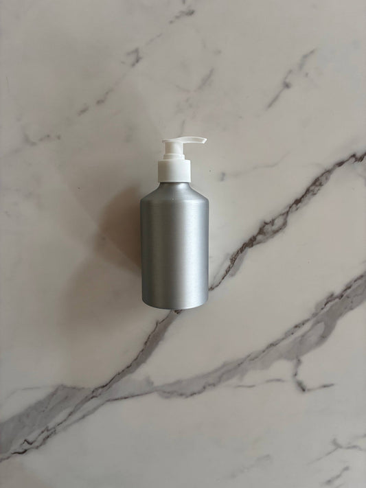 ALUMINUM BOTTLE WITH PUMP