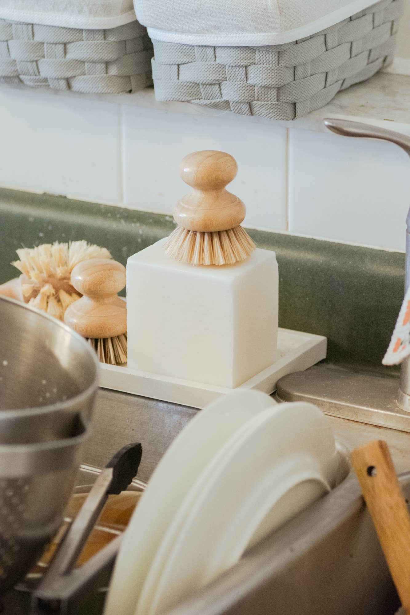 DISH BLOCK® solid dish soap Huge - No Tox Life