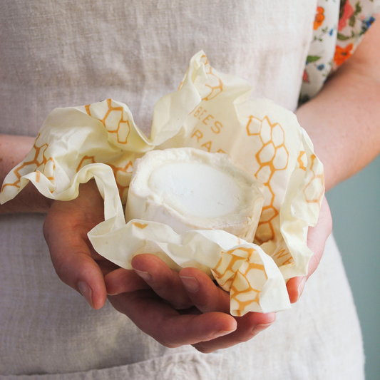 Medium Beeswax Wrap - Honeycomb Print