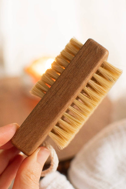 Nail Brush - Acacia Wood